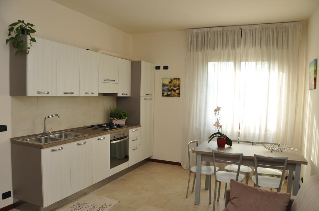 Appartamento Lago Peschiera del Garda Chambre photo